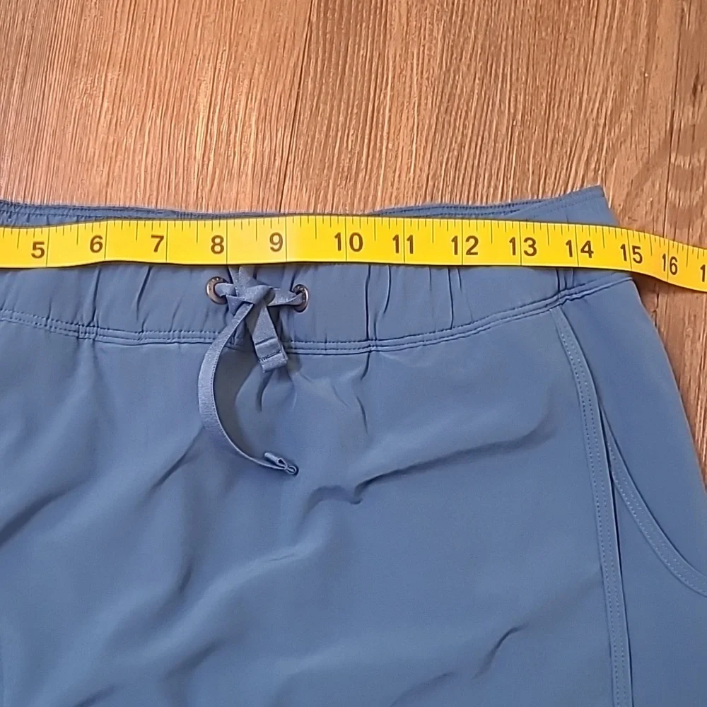 Patagonia Blue Midi Skirt for women zise S used good condition.‎